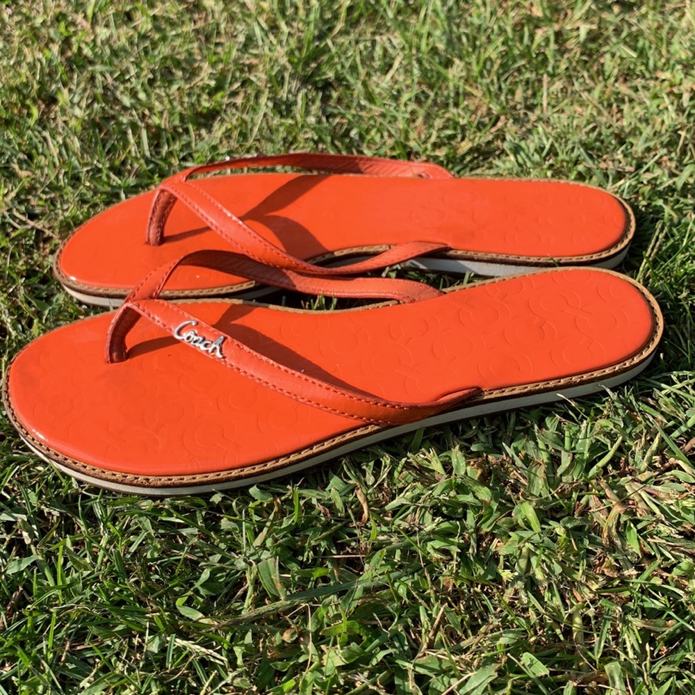 Coach sandals/flips EUC - Picture 7 of 10